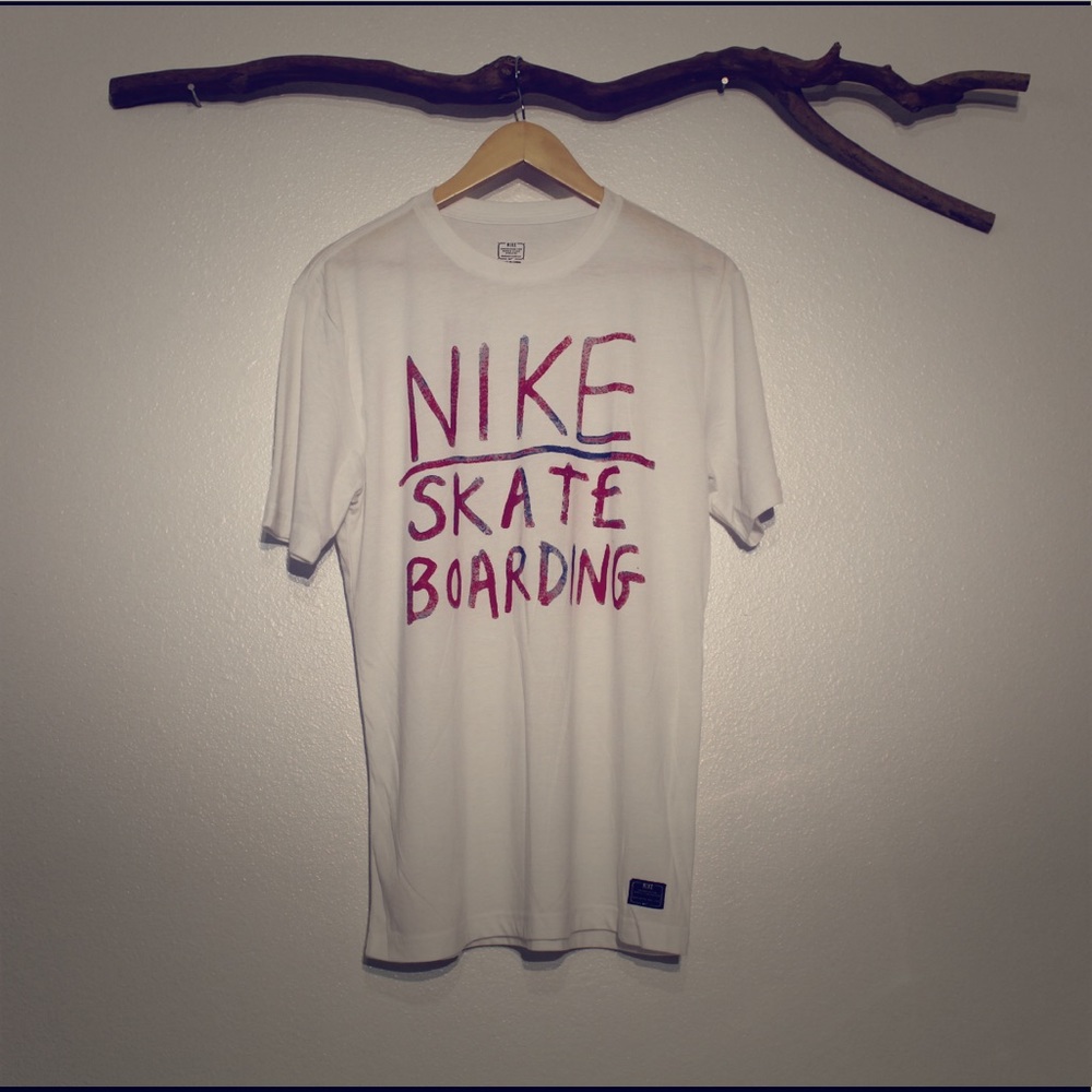 Brian Anderson Nike t-shirt